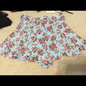 Floral free flowing skirt!!